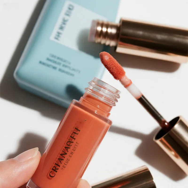 Privatni sjaj usana u Kini